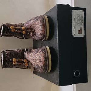 Australian luxe boots
